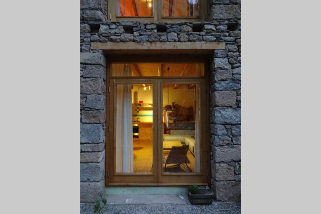 Pont De Valenti Mountain Retreat Apartment Girona Luaran gambar